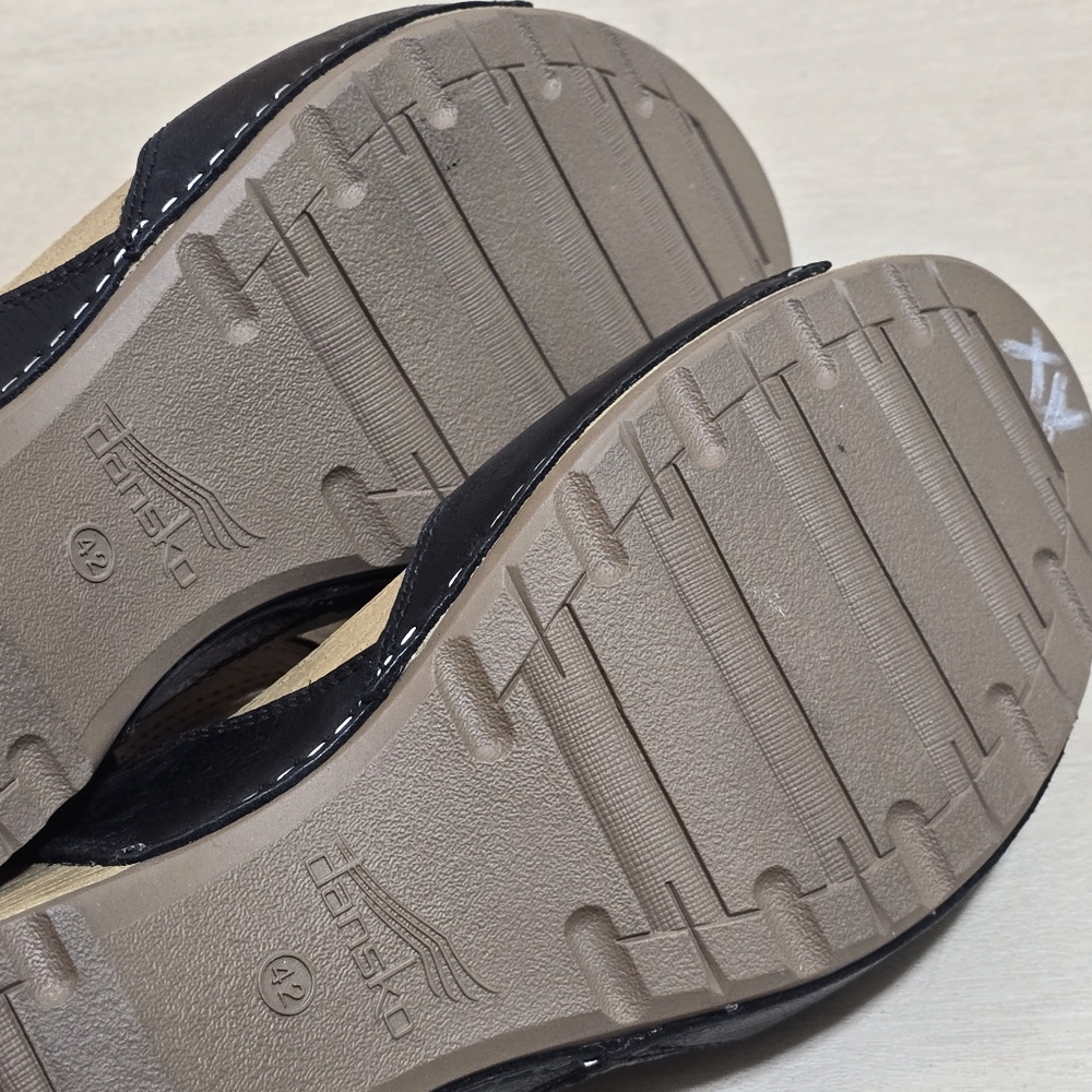 Dansko Womens Tricia Black Ankle Strap Heels EUR 42 US 11.5 - Picture 4 of 14